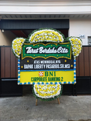 Papan Bunga Duka di Kristen