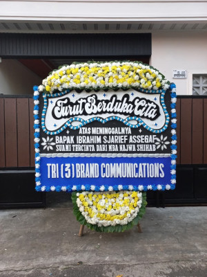 Papan Bunga Duka di Kristen